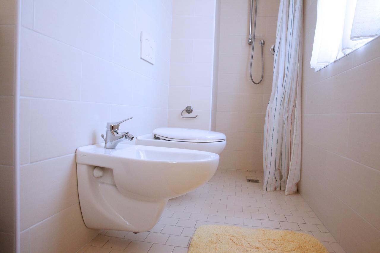 Hotel Lagomaggio リミニ エクステリア 写真